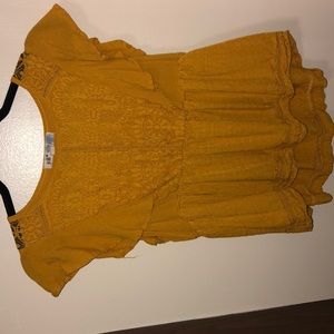 yellow blouse